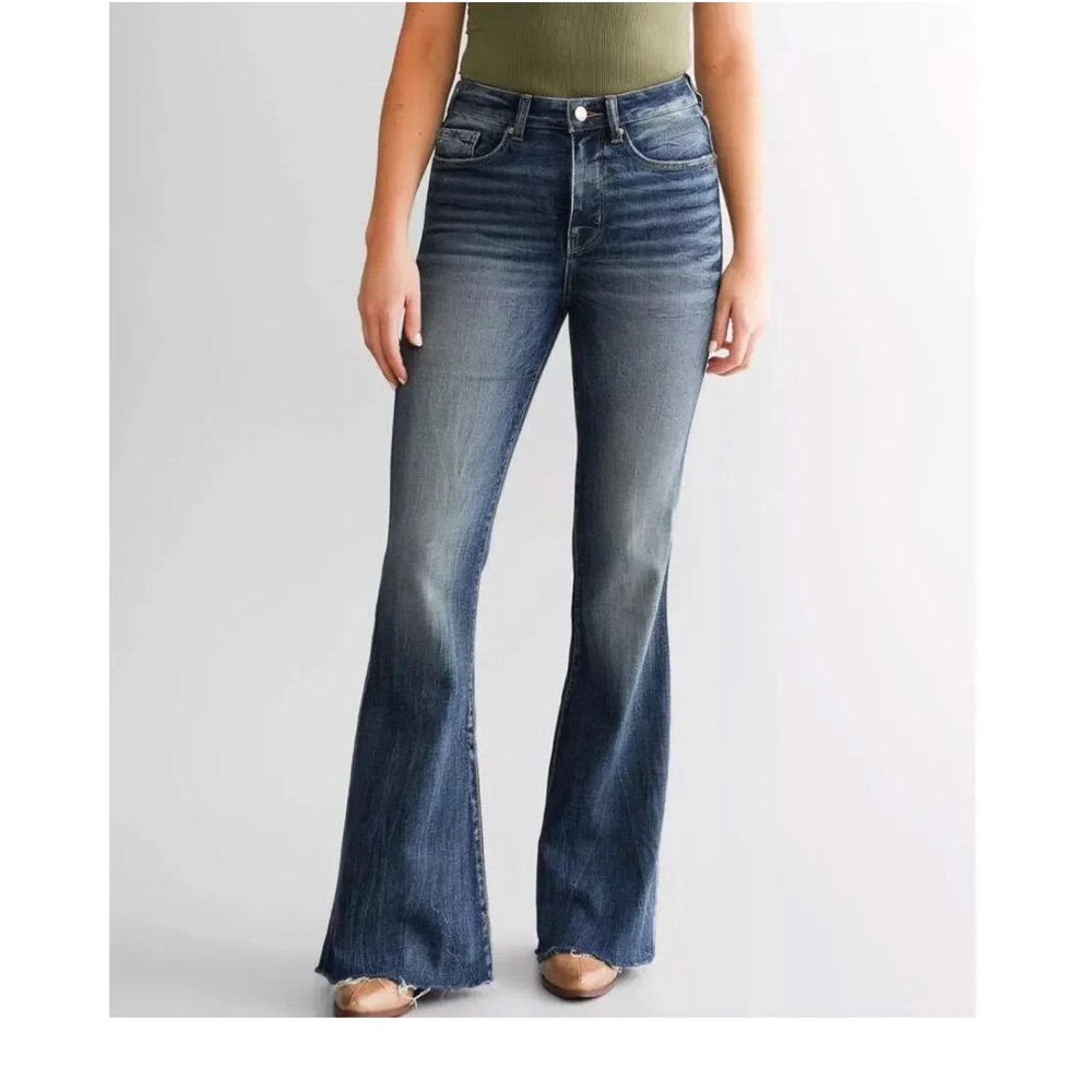 Buckle BKE Billie Slim Fit High Rise Super Flare Jeans